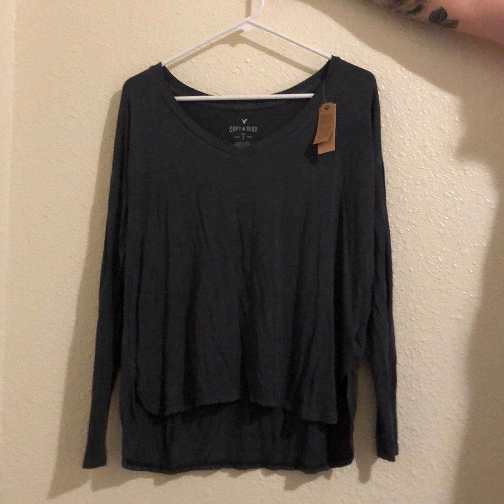 Long sleeve American Eagle shirt